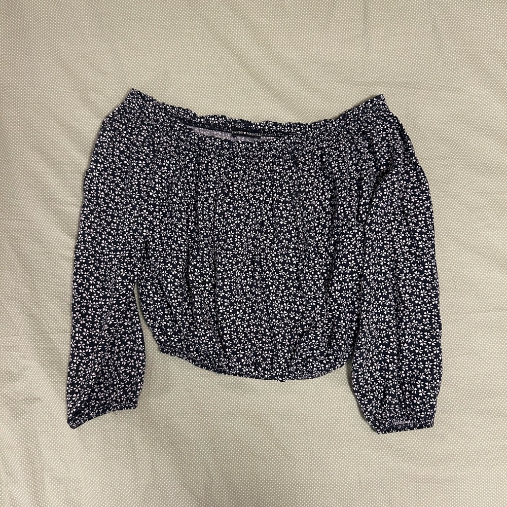 Brandy Melville blouse